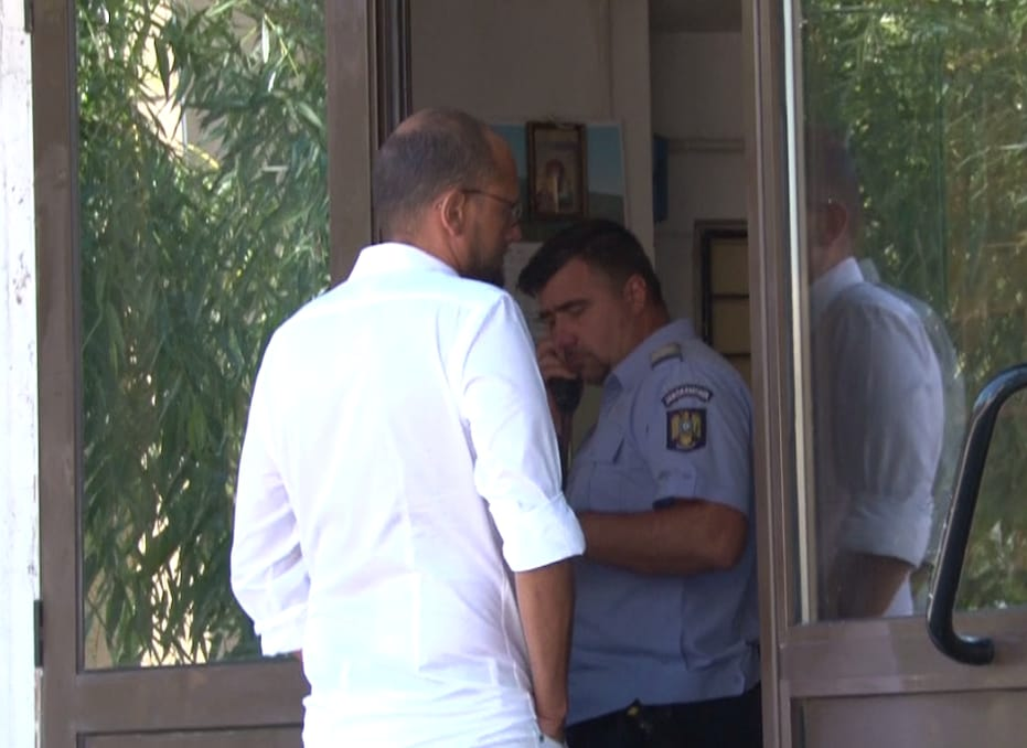 Oreste a mai avut de-a face cu legea