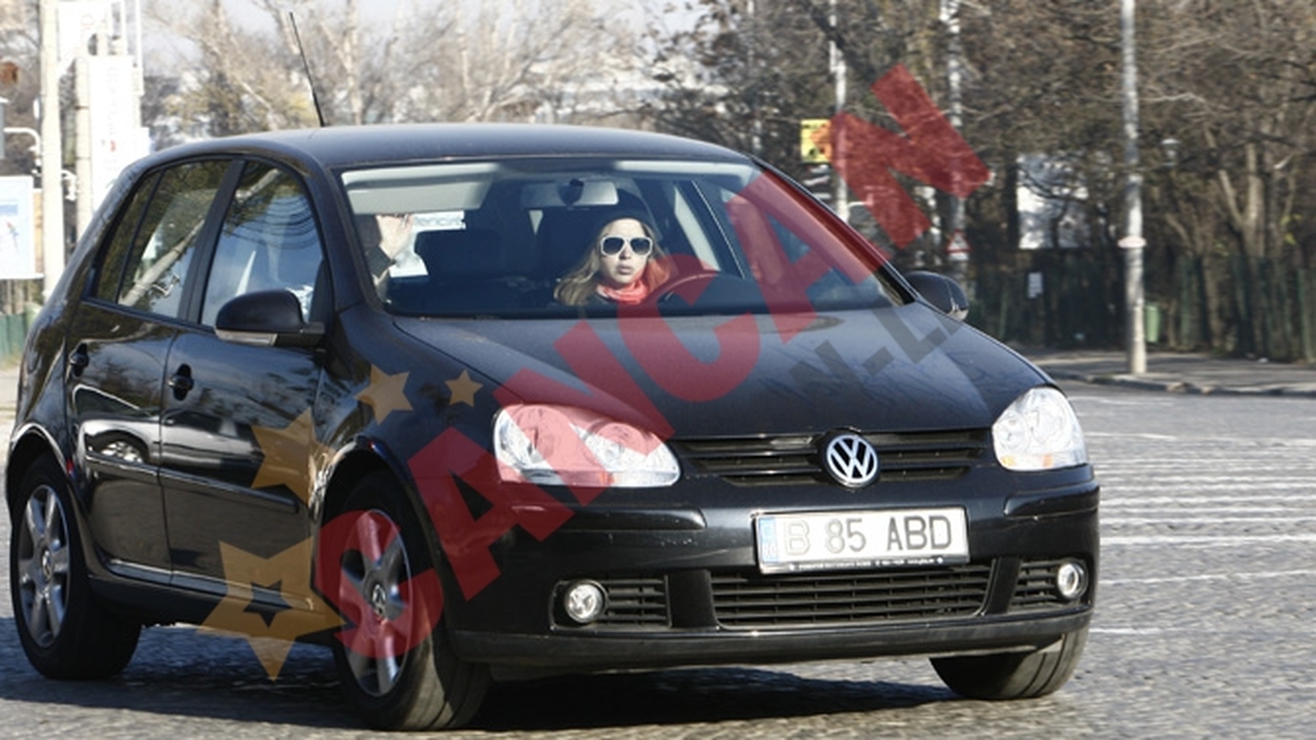 Anca Badiu atacata pe strada de doi barbati! Le-a dat cu sprayiul paralizant in fata