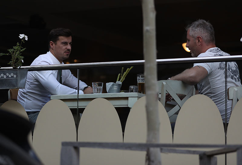 În ultimul timp, Adrian Alexandrov participă, tot mai des, la întâlniri de afaceri