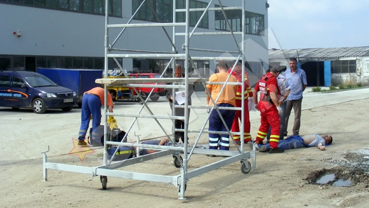 Doi muncitori au murit electrocutati la Arad