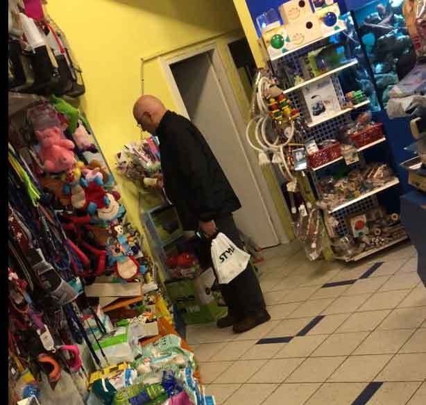 Secretarul de stat Raed Arafat, într-unul din puţinele sale momente de relaxare