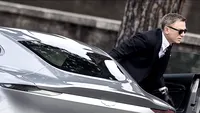 Ultimul model al bolidului Aston Martin folosit de JAMES BOND a fost vândut pentru o sumă colosală! 