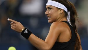 INCREDIBIL » Sorana Cîrstea și-a încheiat aventura la US Open după ce a ratat 3 mingi de meci!