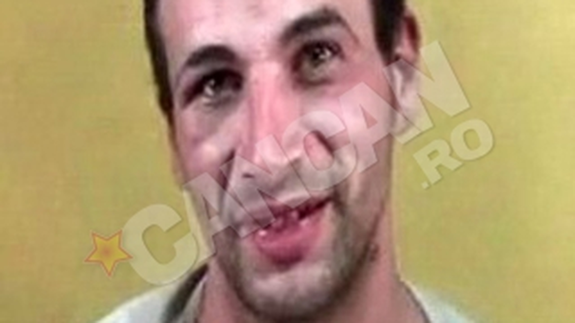 Hot specializat in spargerea de masini Ford Escort , prins! Partenerul de furturi, de negasit!