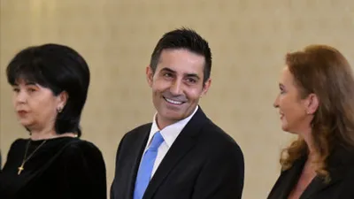 Claudiu Manda desființează PNL: Nu plecați de la guvernare nici cu apă fiartă!