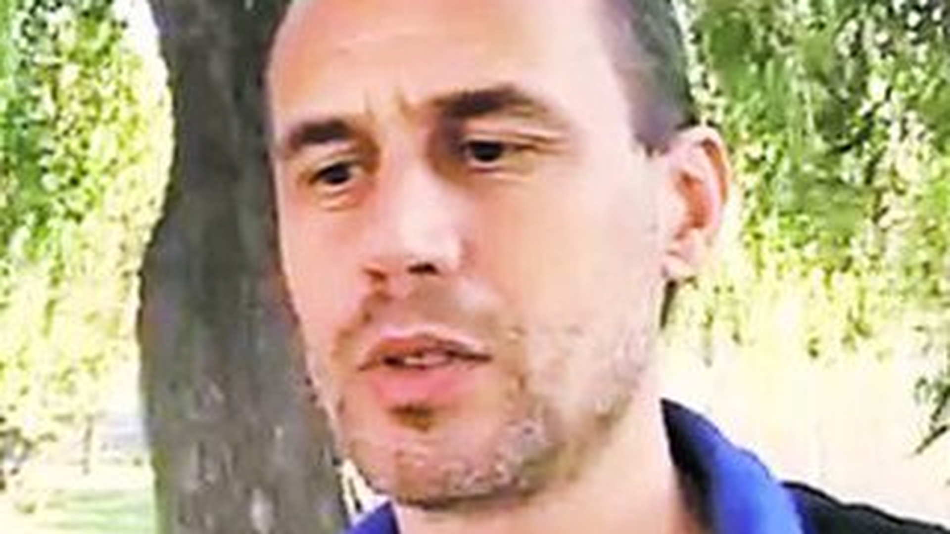 Un elev din Targu Ocna, tuns la scoala Profesoara i-a ciopartit bretonul cu forfecuta!