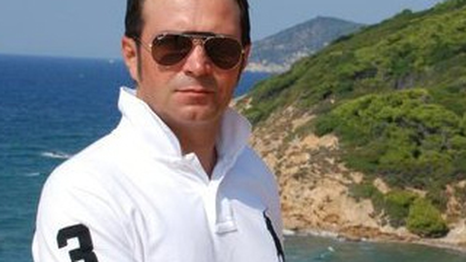 Daniel Buzdugan: "Am mancat in Grecia, la o taverna, cu 15 euro, iar in Mamaia ar fi trebuit sa fac banking doar ca sa ma asez la masa"