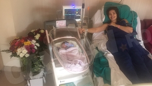 ALINA PUŞCAŞ a născut! Primele poze cu bebeluşul