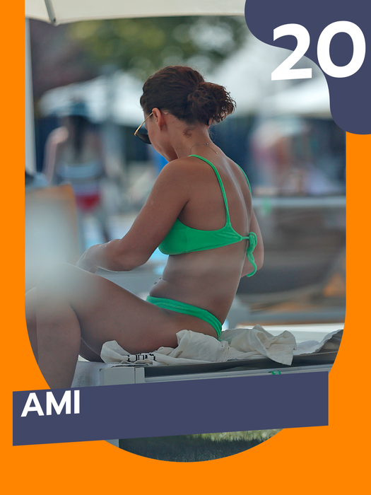 Retrospectiva verii 2025: Atenţie! Intră în acţiune TOP 25 vedete care au defilat în costume de baie! Roxana Dobre, Livia EX-Bordea sau Lora, show total pe litoral