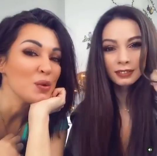 Iuliana și Nicoleta Luciu, poză de album alături de mama lor! Care dintre surorile celebre o moștenește cel mai mult