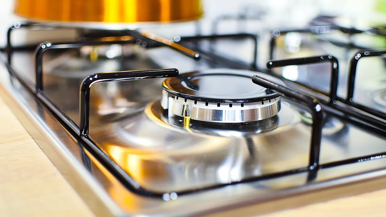 Ce se întâmplă dacă pui bicarbonat de sodiu pe aragaz? Trucul care salvează toate gospodinele