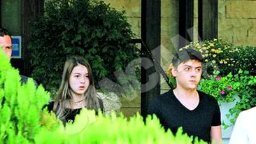 S-au sarutat ca-n filme! Ce pasionala e Memelusa cu Turcu Jr.!