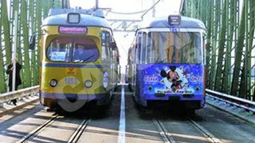 Podul Traian din Arad a fost incercat de constructori dupa modernizare. I-au testat rezistenta cu 320 de tone