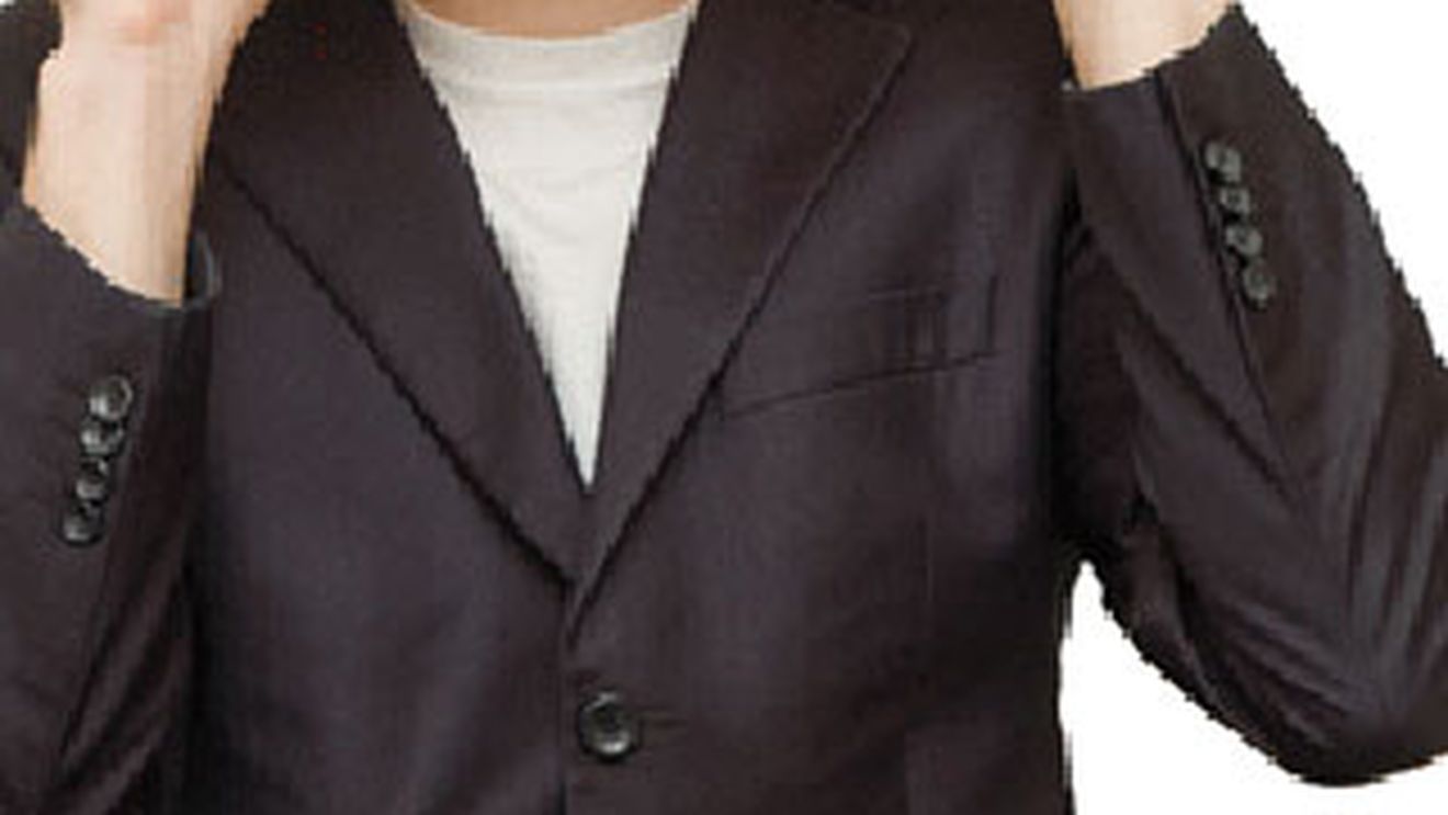 Mort cu capul intr-o galeata