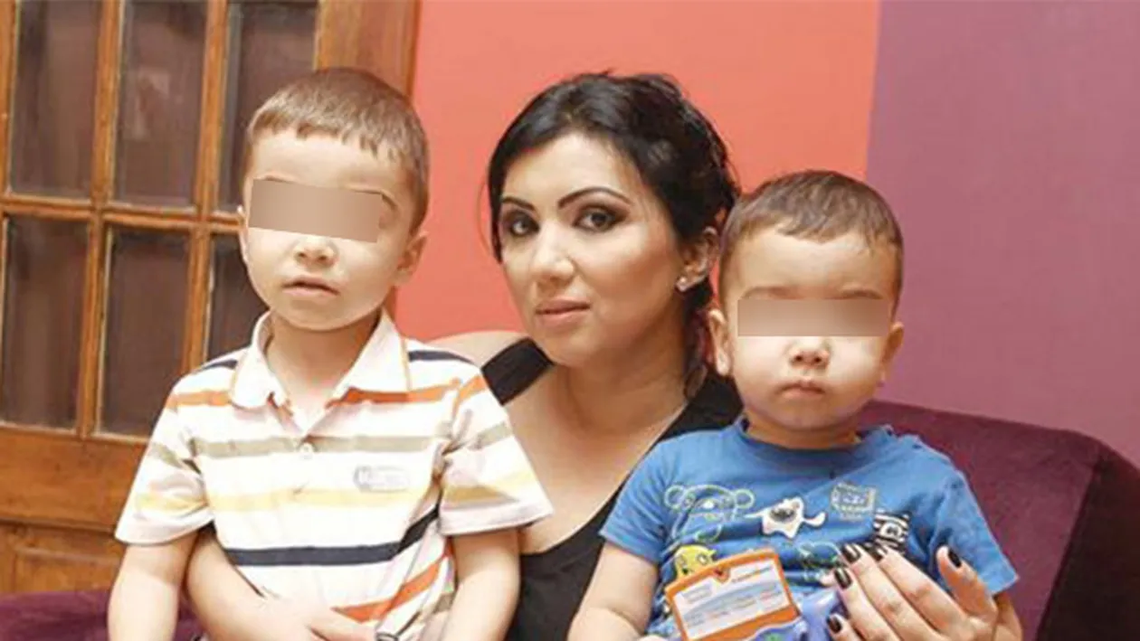 Fiul ADRIANEI BAHMUŢEANU i-a scris o scrisoare lui Moş Crăciun! Cuvintele lui MAXIMUS au stârnit un val de reacţii