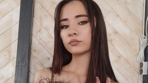 Ea e Adelina, tânăra din Iași care s-a sinucis la doar 16 ani. Ce i-ar fi spus surorii sale, înainte să moară