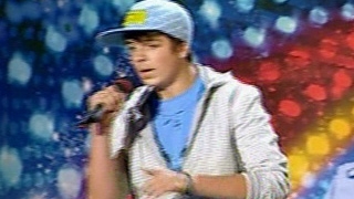 VIDEO Are un debit verbal incredibil! Rapper-ul de numai 15 ani care i-a lasat pe toti masca si a ridicat sala in picioare la Romanii au Talent!