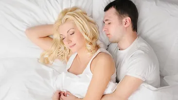 Spune-mi cum dormi ca sa-ti spun cum iubesti!