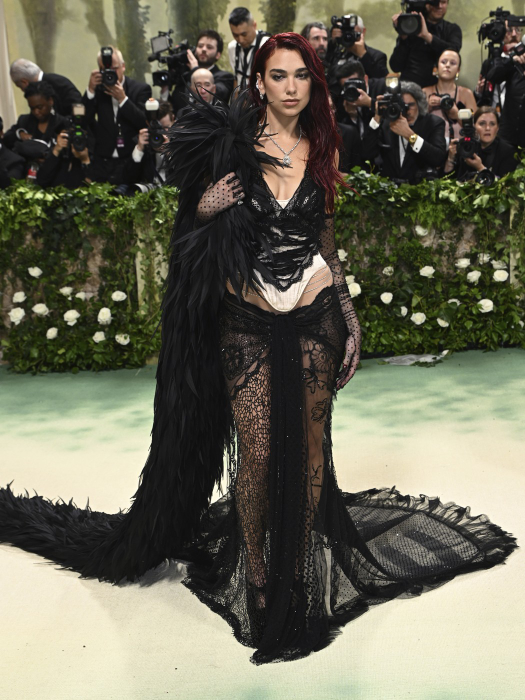 Photo by: DPRF/STAR MAX/IPx 2024 5/6/24 Dua Lipa at the 2024 Costume Institute Benefit Gala celebrating "Sleeping Beauties: Reawakening Fashion," held on May 6, 2024 at The Metropolitan Museum of Art in New York City.,Image: 870985626, License: Rights-managed, Restrictions: This content is intended for editorial use only. For other uses, additional clearances may be required., Model Release: no, Pictured: Dua Lipa