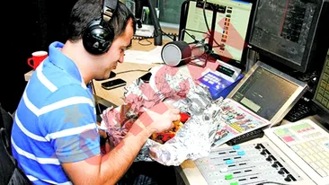 Huidu a mancat mici in emisiune