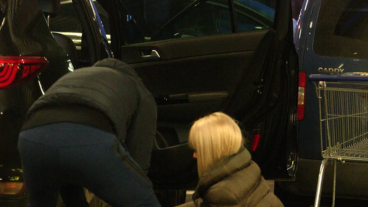 Oficial, sunt divorţaţi! Ce gest a făcut fosta soţie pentru Meme Stoica! I-am fotografiat în timp ce… 