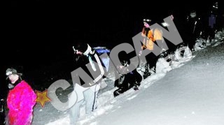 Noua turisti au trait ore de spaima in drum spre cabana Giumalau, Suceava. Blocati in munti
