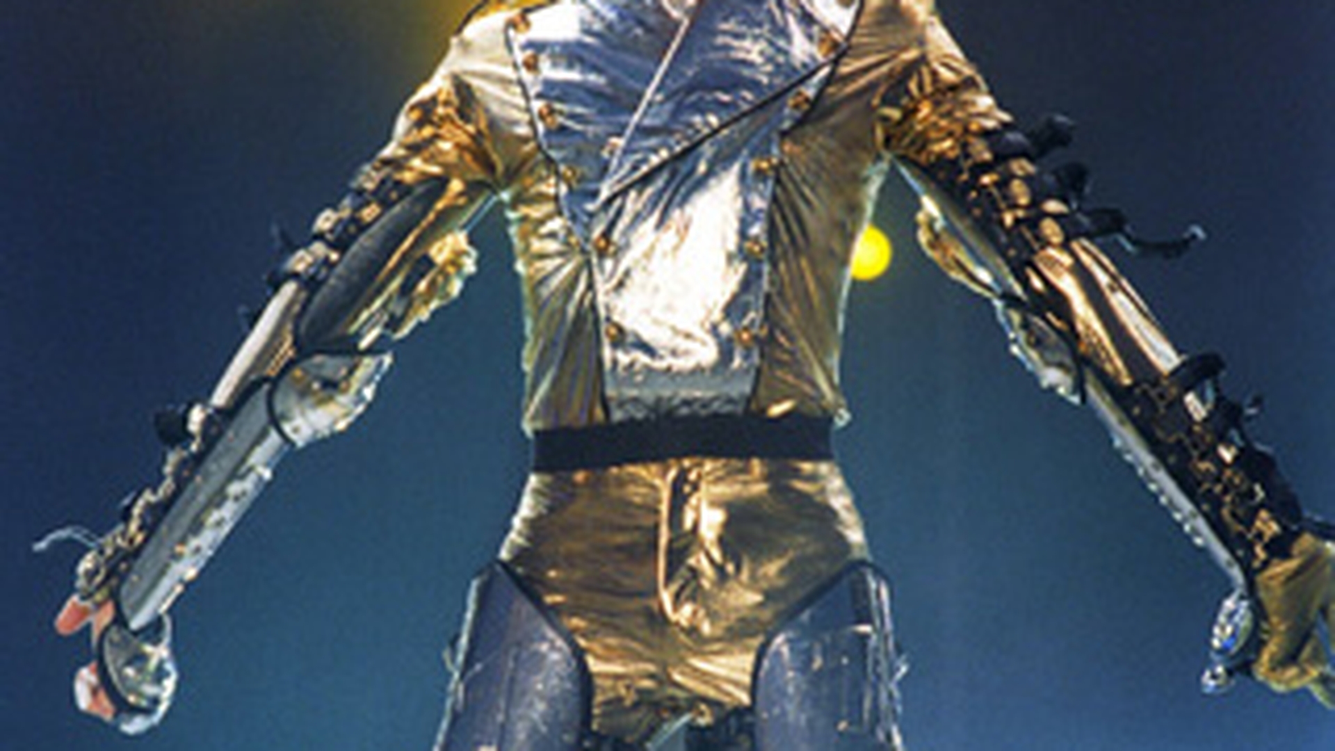 Un asistent medical sustine ca a fost implicat intr-o relatie sexuala cu Michael Jackson