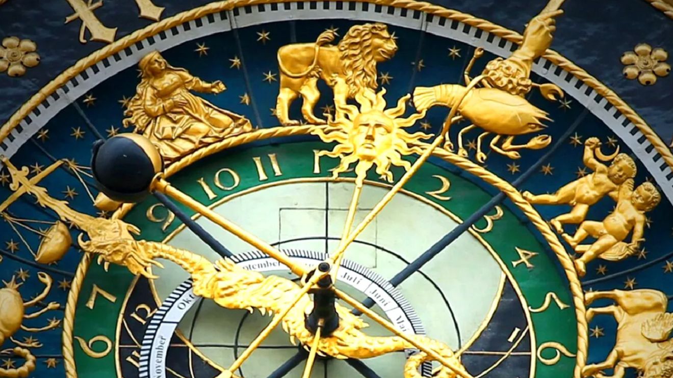 Horoscop Rac 2026. Află ce ți-au prezis astrele pe casa iubirii, a carierei și mai ales a banilor pentru tot anul următor