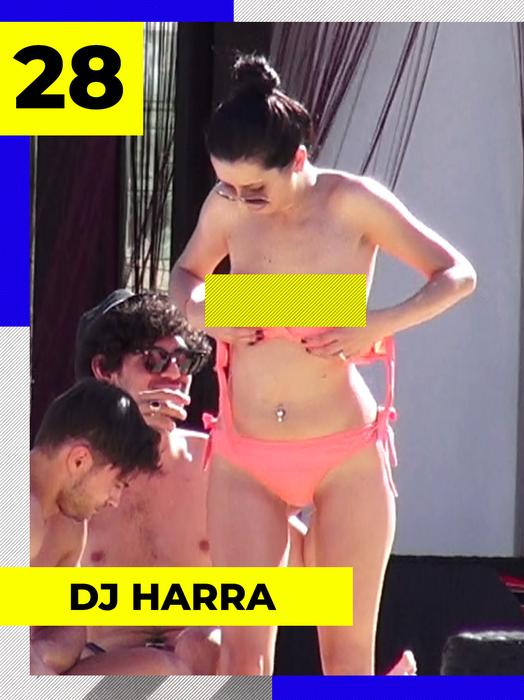 Parada bombelor sexy fără sutien. Divele din România și-au dezgolit nurii pentru bronzul perfect, sub privirile pofticioase ale bărbaților de pe plajă!
