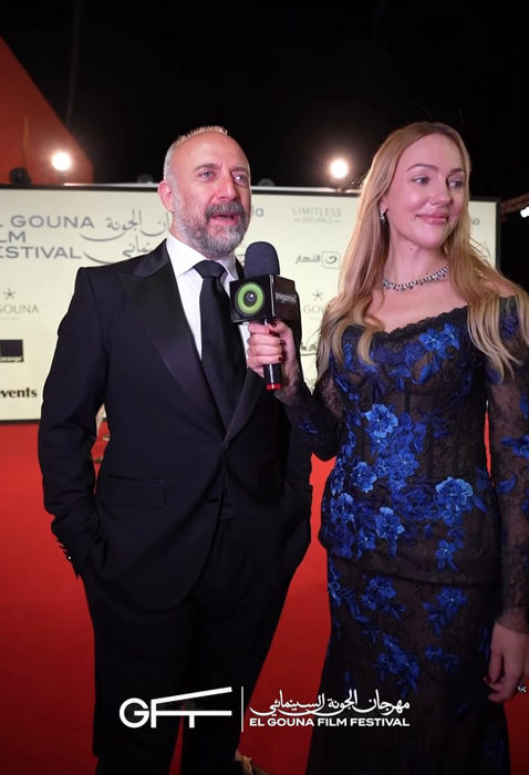 Alit Ergenc și Meryem Uzerli, actorii principali ai serialului turcesc de televiziune „Suleyman Magnificul”/ sursă foto: Facebook @Turkish Serie Station