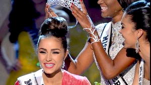 Ea este noua regina a frumusetii! O americanca de 20 de ani a castigat Miss Universe 2012