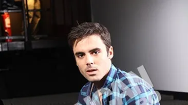 Aschia nu sare departe de trunchi. Nepotul lui Stefan Banica este student la actorie si s-a lansat in muzica!