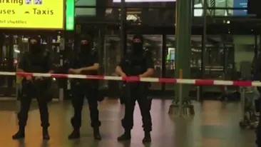 VIDEO - ALERTĂ CU BOMBĂ în OLANDA! Aeroportul Schipol din Amsterdam, parţial evacuat 