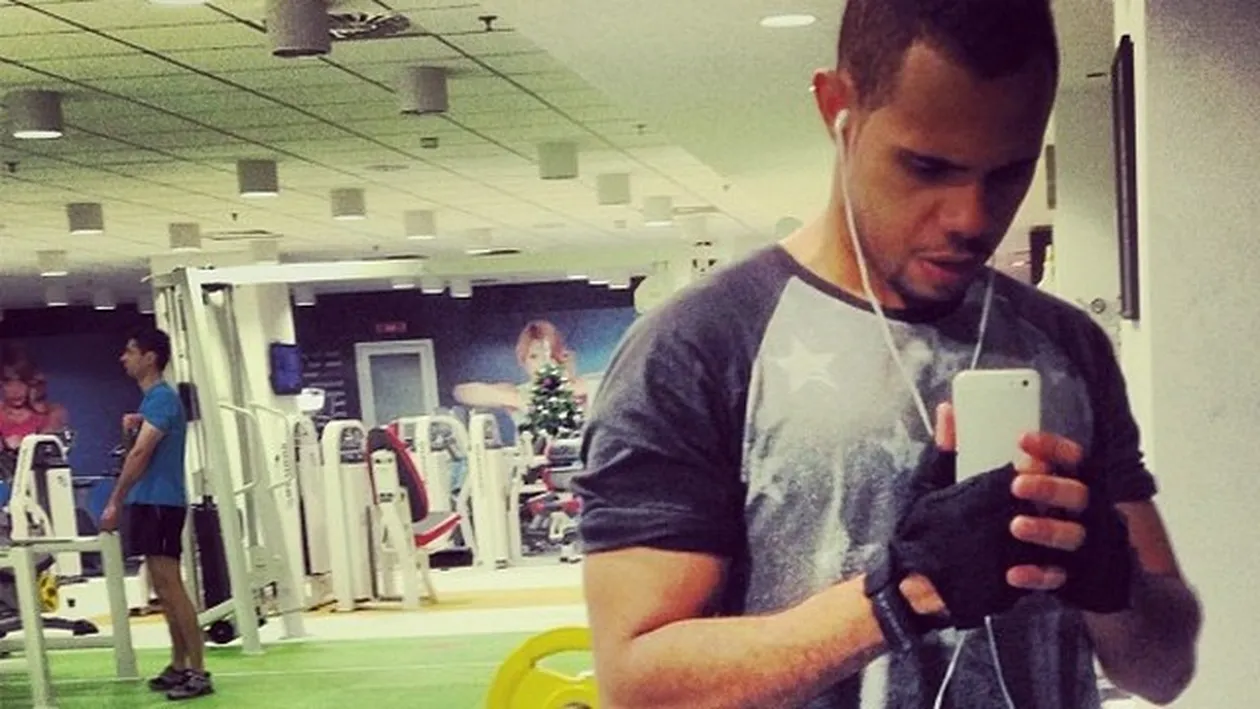 Nu o sa iti vina sa crezi ce a facut Anthony Icuagu de la Vocea Romaniei pe 1 ianuarie!