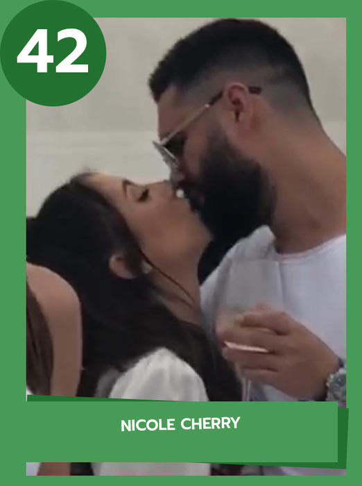 TOP 50 – cele mai iubărețe fete care-și sărută partenerii în public: Care divă e mai pasională dintre Iuliana Pepene, Alexia Eram sau Mădălina Ghenea