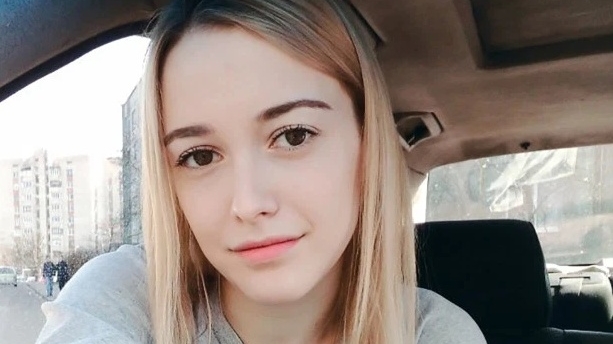 O tânără din Belarus a avut parte de o moarte șocantă. Fetița ei de doi ani a apăsat butonul și...