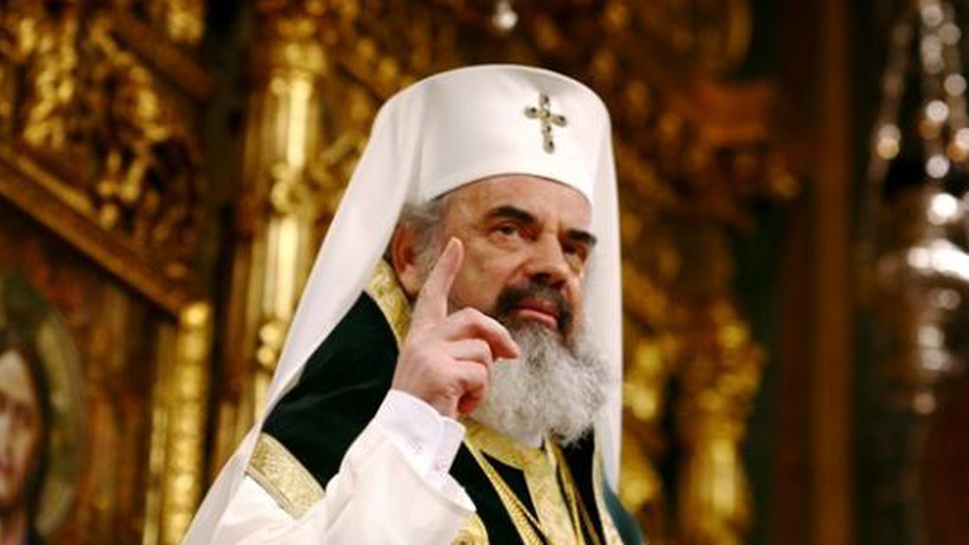 “Este un pacat deosebit de grav!” Patriarhul Daniel le cere femeilor sa nu mai faca ASTA
