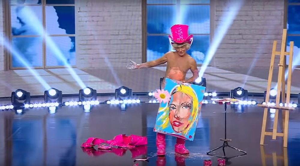 Imagini +18 la iUmor! Cum apare Delia Matache e fără precedent în televiziunea din România