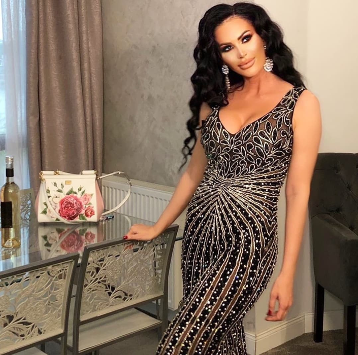 Bianca Pop, într-o rochie elgantă