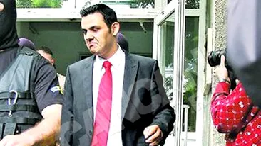 Doru Iuga, la mana detinutilor de la Rahova