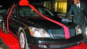 I-a luat Maybach de 400.000$
