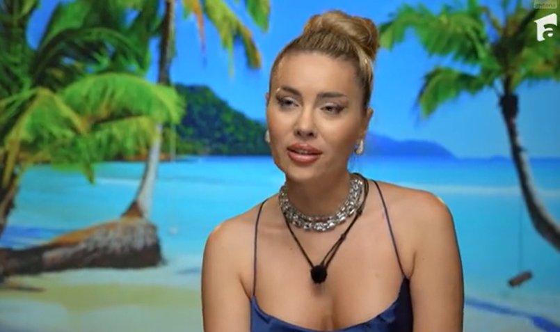 Oana Monea i-a făcut praf pe Speak și Ristei, după ce au criticat-o. Răspunsul ei e acid: „Mă uit la tine și…”