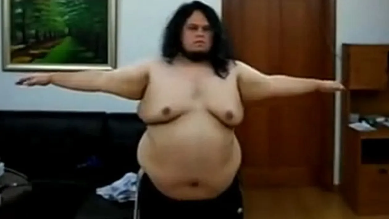 Asta DA exemplu! Enervat ca toata lumea facea misto de el ca e GRAS, un tanar a reusit imposibilul! Cum arata acum e incredibil!