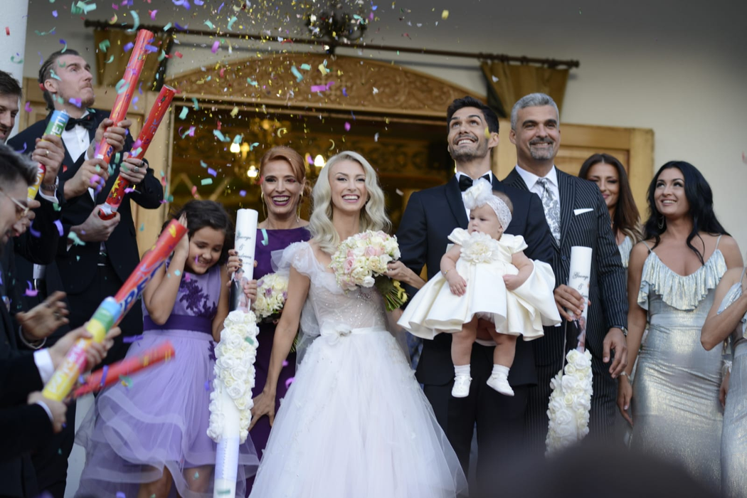 Imagini exclusive | Andreea Bălan și George Burcea s-au căsătorit! Invitați-surpriză la evenimentul toamnei în România!