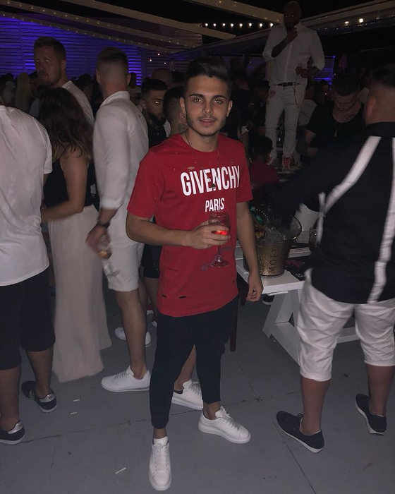 Robert Bondoc, fotbalist la Dinamo