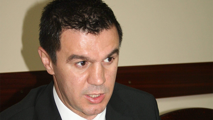 Nimeni nu a putut sa-si explice asa ceva! Mihai Leu, singur intr-un club din Capitala