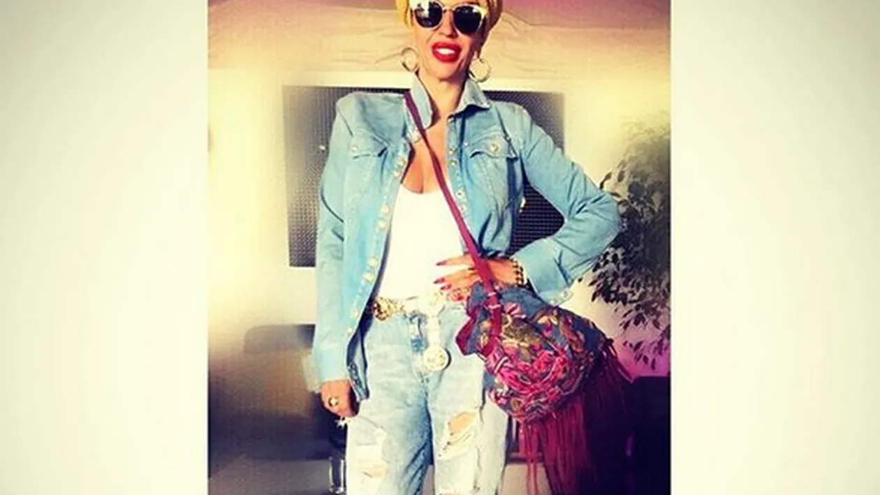 Raluca Bădulescu, talie de viespe după ce a slăbit peste 70 de kg! Jurata de la ”Bravo, ai stil”, imagine provocatoare în costum de baie