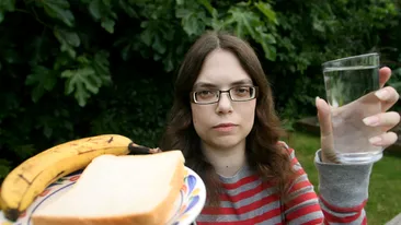 O britanica nu a mancat nimic 15 ani! Vezi aici de ce!