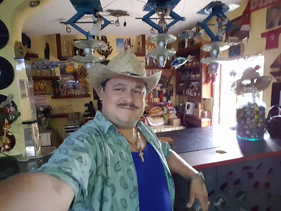 Cu ce mașină a apărut Mihai Bobonete la filmările peliculei Las Fierbinți! Smiley a rămas fără cuvinte când a văzut!