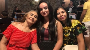 Această tânără de 28 de ani și-a făcut un test ADN și a aflat că nu e înrudită cu.. mama ei! Ce s-a întâmplat, de fapt